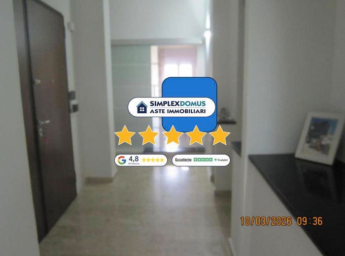 Appartamento con 6 locali in vendita in ontrada Chirizzello, Centro, Cutro