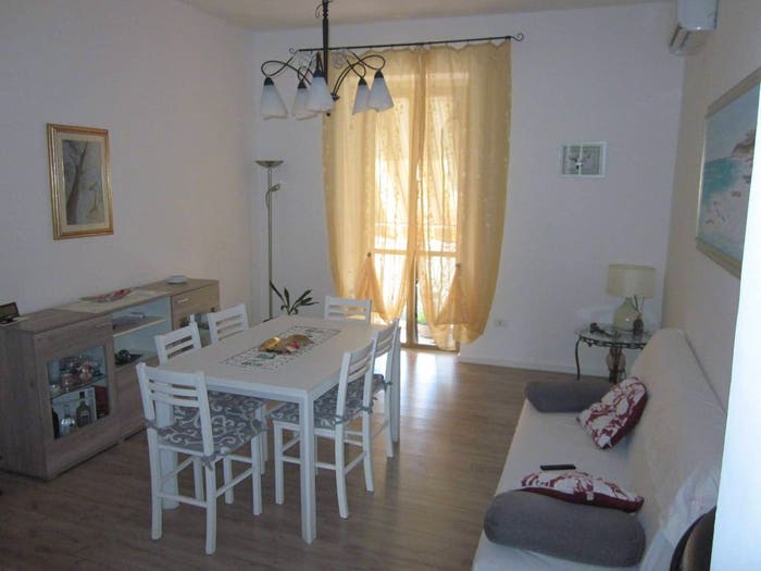 Appartamento trilocale in vendita in Via Giuseppe Palomba, Sant'Agostino, Alghero