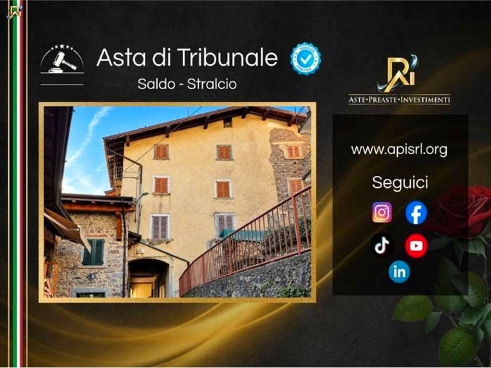 Appartamento con 6 locali in vendita in Via Bereri, Mezzoldo