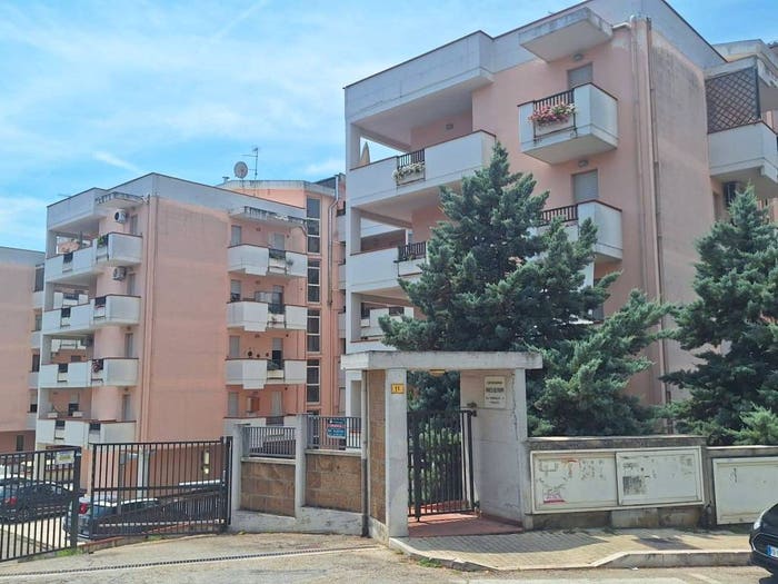 Appartamento trilocale in vendita in Strada Pandolfi, Colle del Telegrafo Colle Scorrano, Pescara