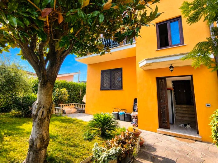 Appartamento quadrilocale in vendita in Via Cossombrato, Casalotti, Roma