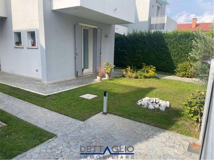 Casa con 6 locali in vendita in Via Della Vittoria, Mirano Paese, Mirano