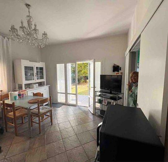 Casa con 6 locali in vendita in Via Tevere, Gallery Rubicone, Ravenna
