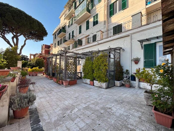 Appartamento quadrilocale in vendita in Viale Silvio Spaventa, Centro, Rocca di Papa