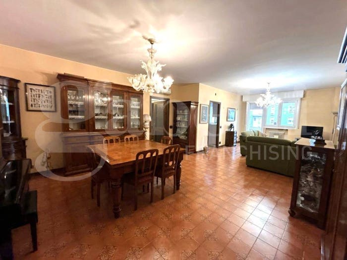 Appartamento quadrilocale in vendita in Via Avanzini, Villaggio Zeta, Modena