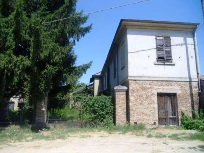Casa quadrilocale in vendita in Centro, Casteggio