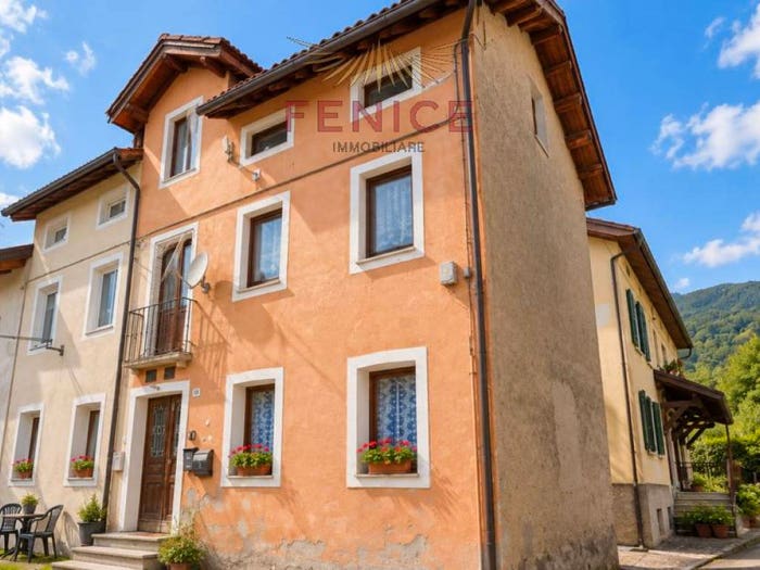 Appartamento bilocale in vendita in Via Ernesto Pietriboni, Centro, Belluno