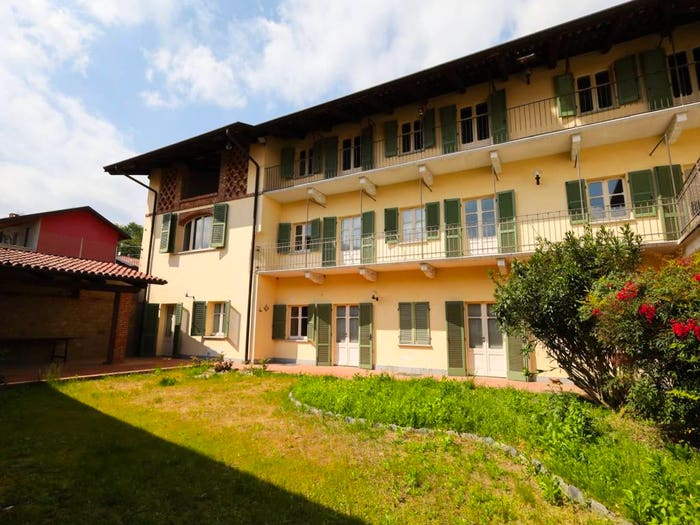Casa con 6 locali in vendita in Via Maestra, Centro, Scarmagno