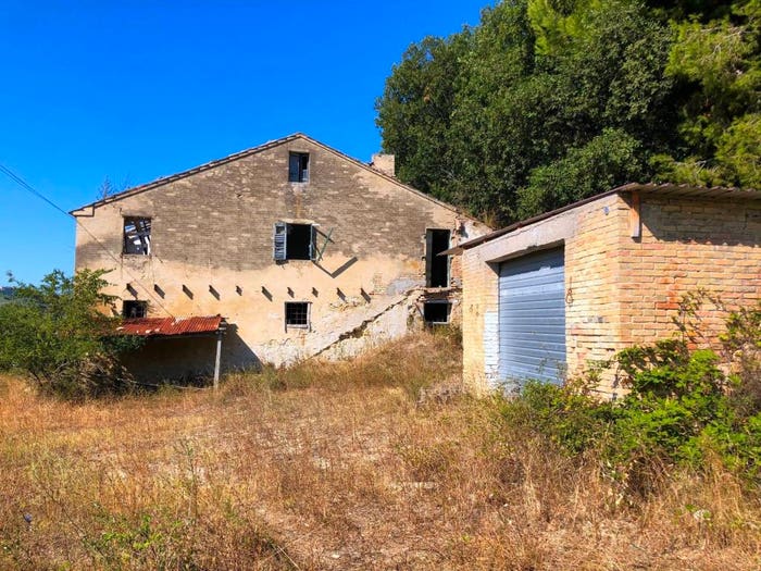 Casa con 6 locali in vendita in via col di tenda, Grottammare