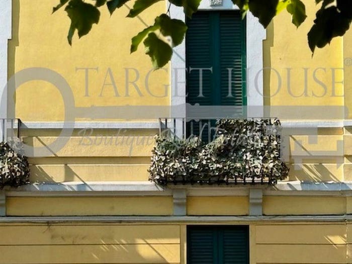 Casa con 6 locali in vendita in Via Bellinzona, Ponte Chiasso, Como