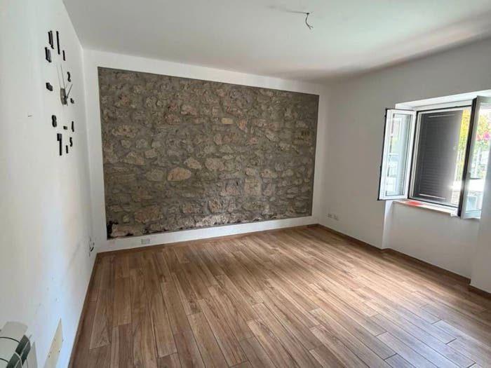 Appartamento quadrilocale in vendita in Via Alarico Ciotti, Centro, Cisterna di Latina