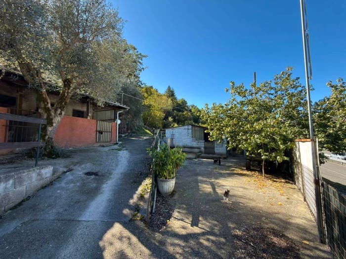 Casa trilocale in vendita in strada statale, Centro, Borgo Velino