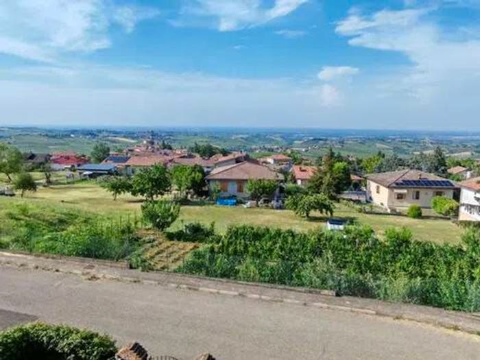 Appartamento trilocale in vendita in Via Diola, Ziano Piacentino