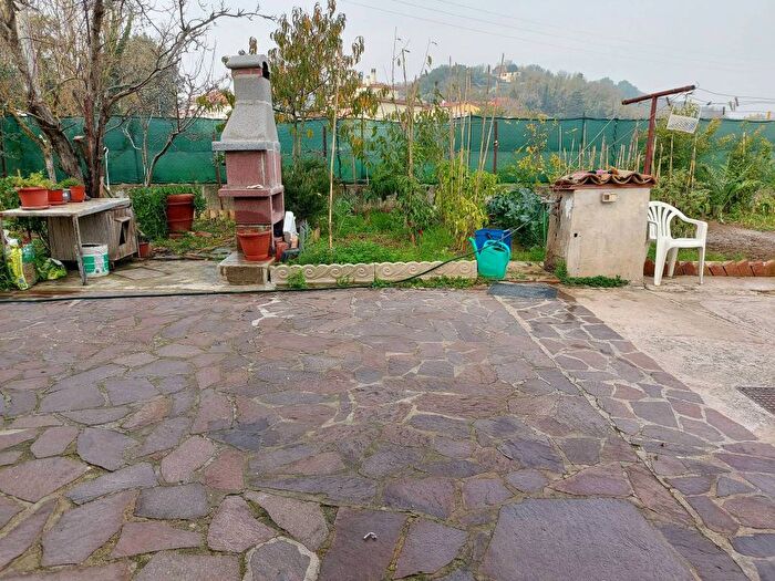 Casa con 6 locali in vendita in Via Savio, Cattabrighe Vismara, Pesaro