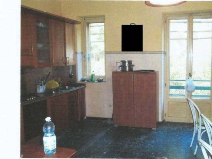 Casa con 6 locali in vendita in regione Camporosso, Centro, Calizzano