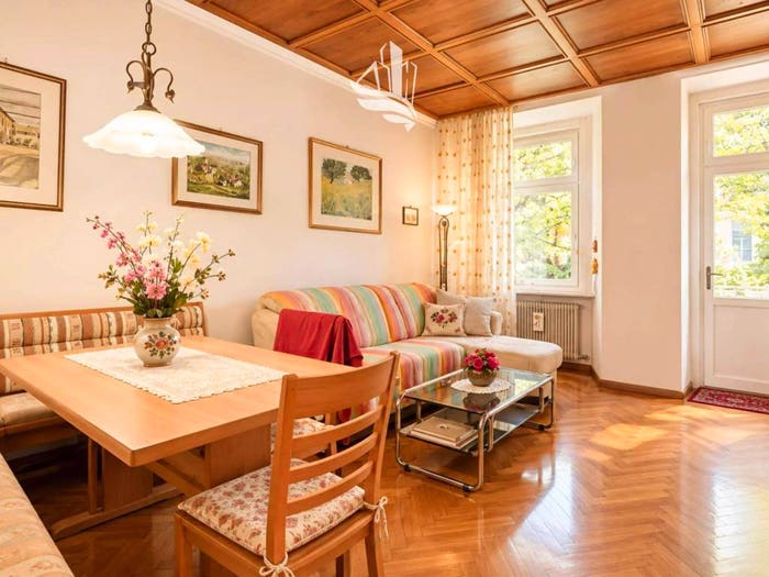 Appartamento trilocale in vendita in Via Mainardo, Centro, Merano