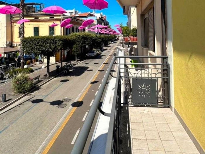 Appartamento con 6 locali in vendita in Via GENOVA, Centro, Giulianova