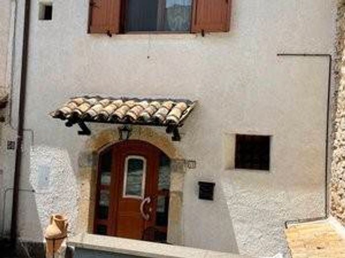 Appartamento trilocale in vendita in Centro, Leonessa