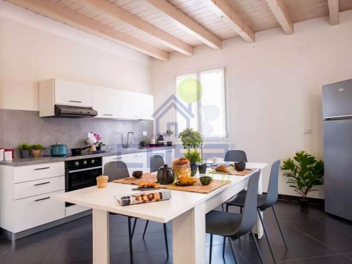 Appartamento trilocale in vendita in via porte rosse, Entroterra, Desenzano del Garda