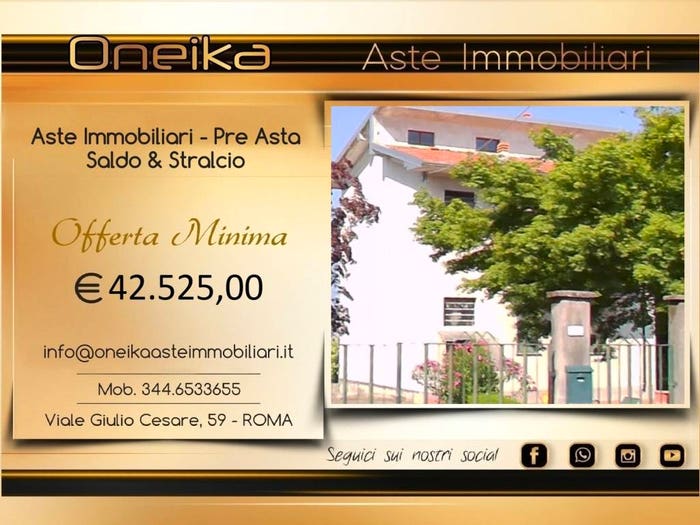 Appartamento con 6 locali in vendita in Via Castellengo, Candelo