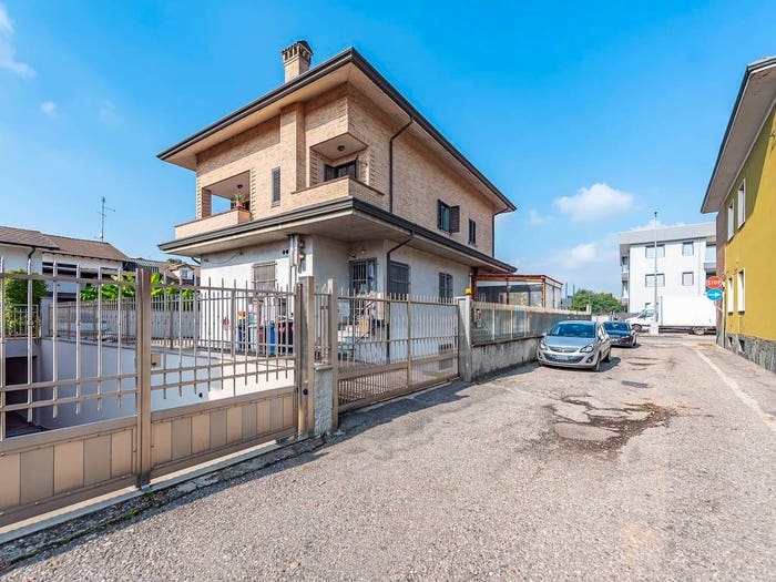 Appartamento trilocale in vendita in Via Pagliera, Centro, Lainate