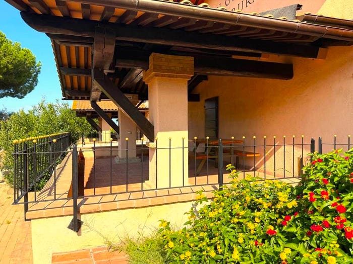 Casa con 5 locali in vendita in Castagneto Carducci