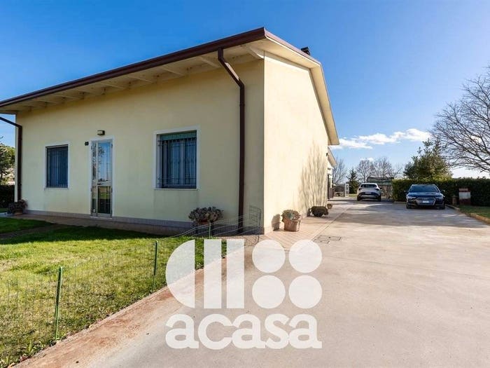 Casa con 5 locali in vendita in Via Radichiara, Bagnarola Capannaguzzo, Cesenatico