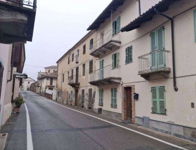 Casa con 5 locali in vendita in Via Oggero Alfieri, Centro, Castell'Alfero