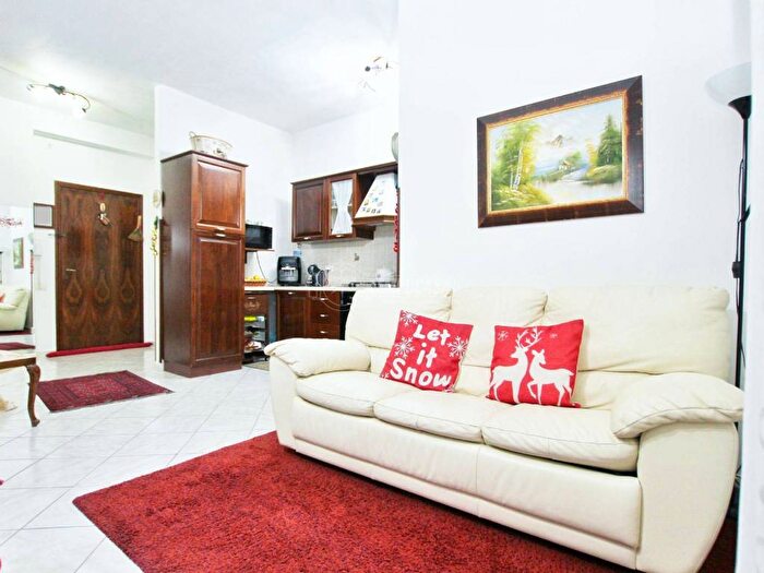 Appartamento trilocale in vendita in Via Luigi Pirandello, Le Grazie, Ancona