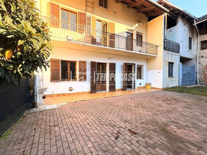 Casa quadrilocale in vendita in Via Piave, Perosa Canavese