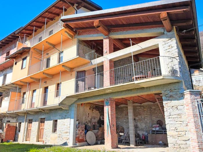Casa con 6 locali in vendita in Borgata Loiri, Maddalena, Giaveno