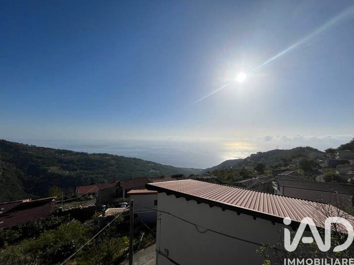Casa con 6 locali in vendita in Via Lenti, San Biase, Fiumefreddo Bruzio