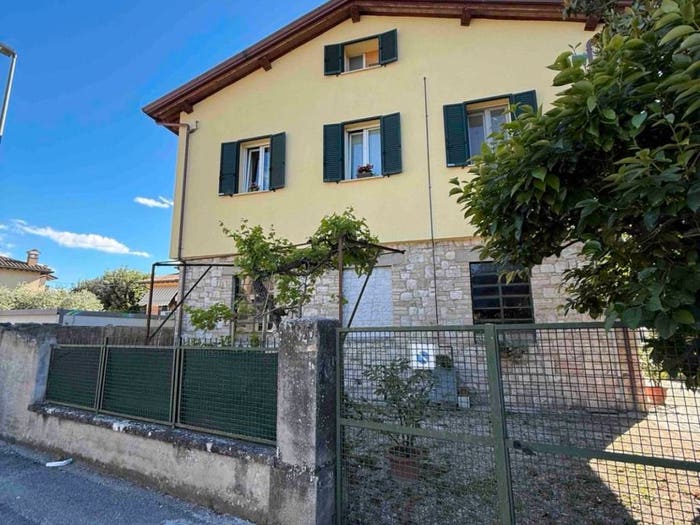 Casa con 5 locali in vendita in Viale Patrono d'Italia, Santa Maria degli Angeli, Assisi