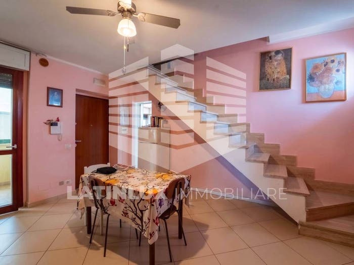 Appartamento quadrilocale in vendita in Gionchetto, Latina
