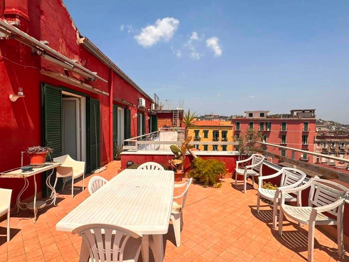 Appartamento con 6 locali in vendita in Via Salvatore Tommasi, Museo, Napoli