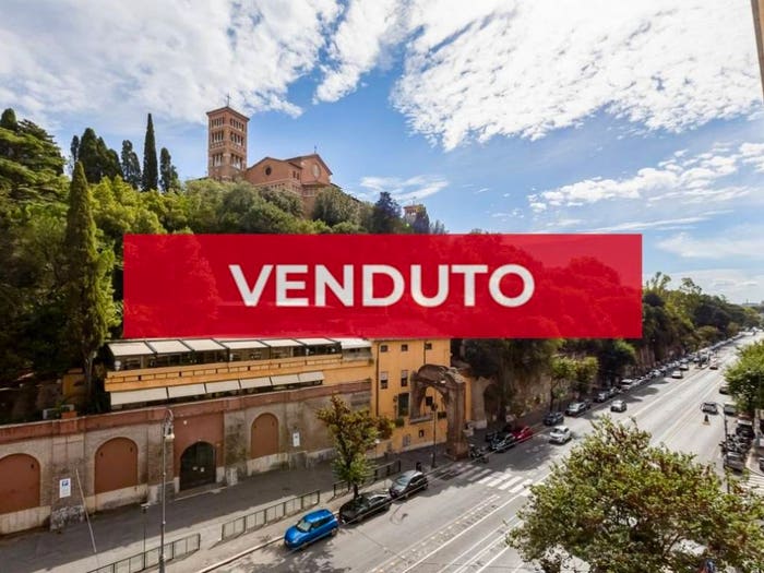 Appartamento trilocale in vendita in Via Marmorata, Testaccio, Roma