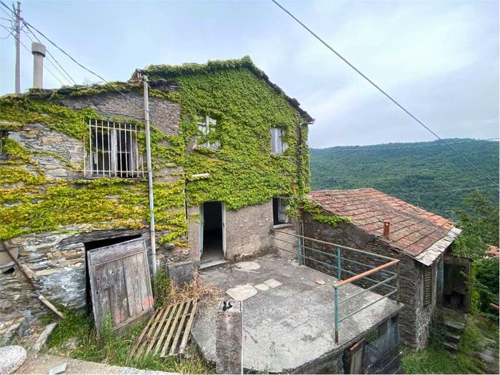 Casa con 6 locali in vendita in Via Piè di Rosso, Piane Di Rosso, Davagna