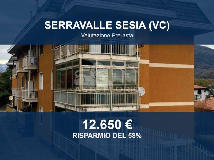 Appartamento quadrilocale in vendita in Via Ducale, Centro, Serravalle Sesia