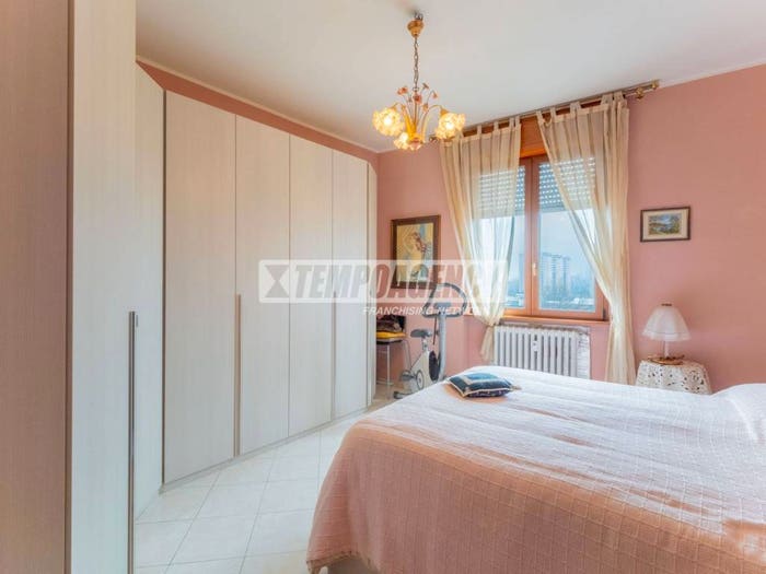 Casa quadrilocale in vendita in Via Michele Lessona, Vialba, Milano