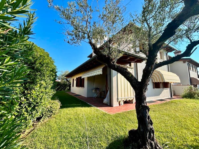 Casa trilocale in vendita in Piazza San Zeno, San Zeno San Giuseppe, Cassola
