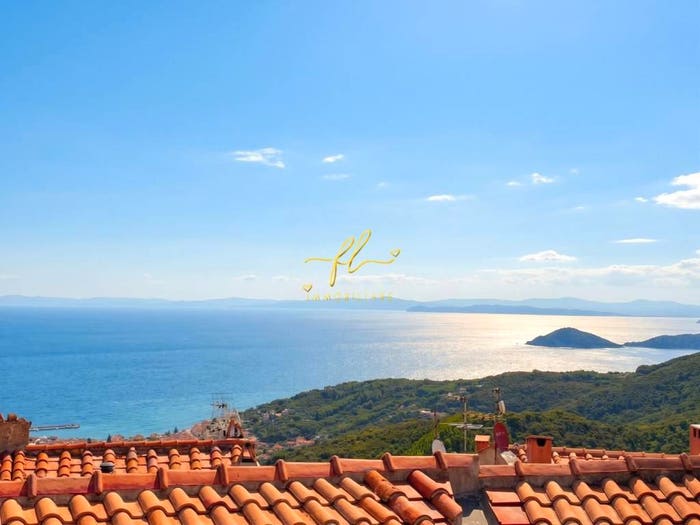 Appartamento bilocale in vendita in Poggio, Marciana
