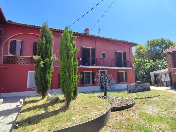 Casa con 6 locali in vendita in Frazione Quarto Superiore, Quarto Valenzani, Asti