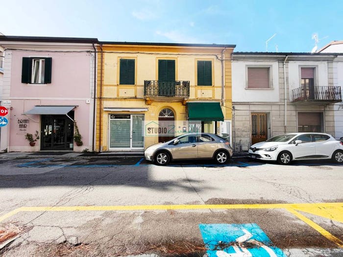 Appartamento bilocale in vendita in Via IV Novembre, Centro, Viareggio