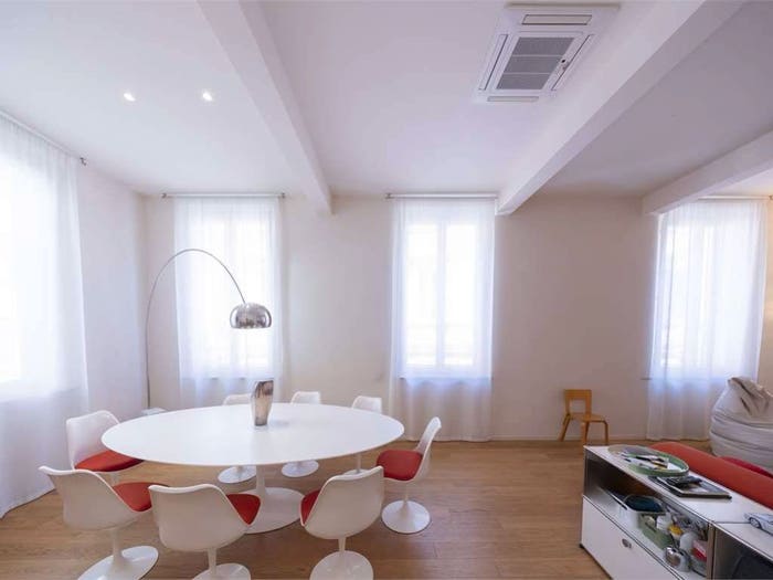 Appartamento con 6 locali in vendita in Via Canalino, Centro Storico, Modena
