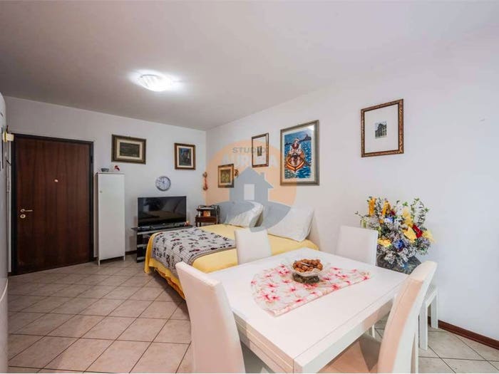 Appartamento con 5 locali in vendita in via xxv aprile, Bastiglia