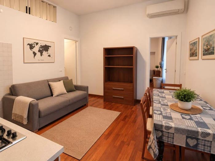 Appartamento bilocale in vendita in Via Luigi Porro Lambertenghi, Isola, Milano