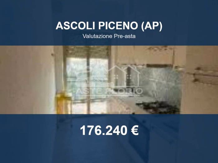 Appartamento quadrilocale in vendita in Via Asiago, Ascoli Piceno