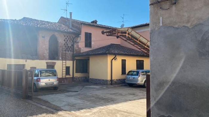 Casa bilocale in vendita in Vicolo Miradolo, Centro, Marcignago