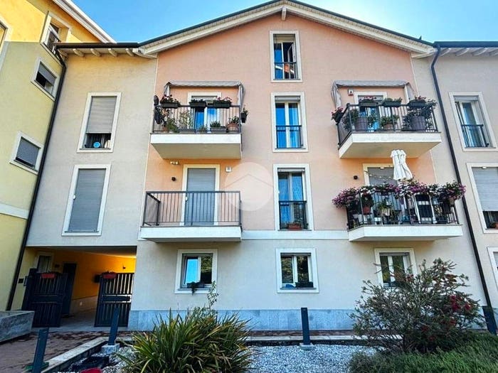 Appartamento bilocale in vendita in Via piazza castello, Centro, Casteggio