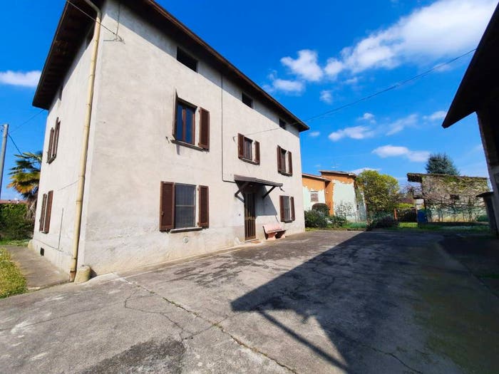 Casa con 6 locali in vendita in Via San Donato, Osio Sotto